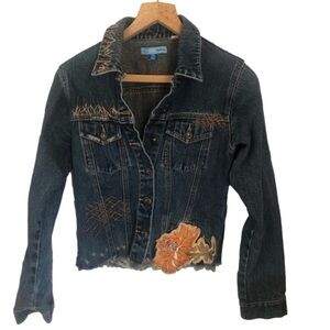 Denim Boho Coastal Cowgirl distressed denim embroidered jean jacket Small